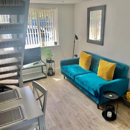 Stratford Upon Avon Pearl Apartment ภายนอก รูปภาพ