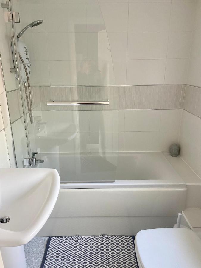 Stratford Upon Avon Pearl Apartment ภายนอก รูปภาพ