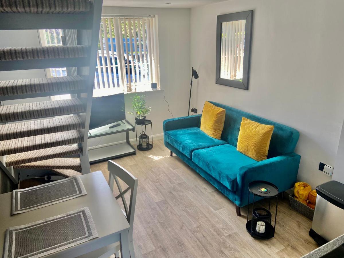 Stratford Upon Avon Pearl Apartment ภายนอก รูปภาพ